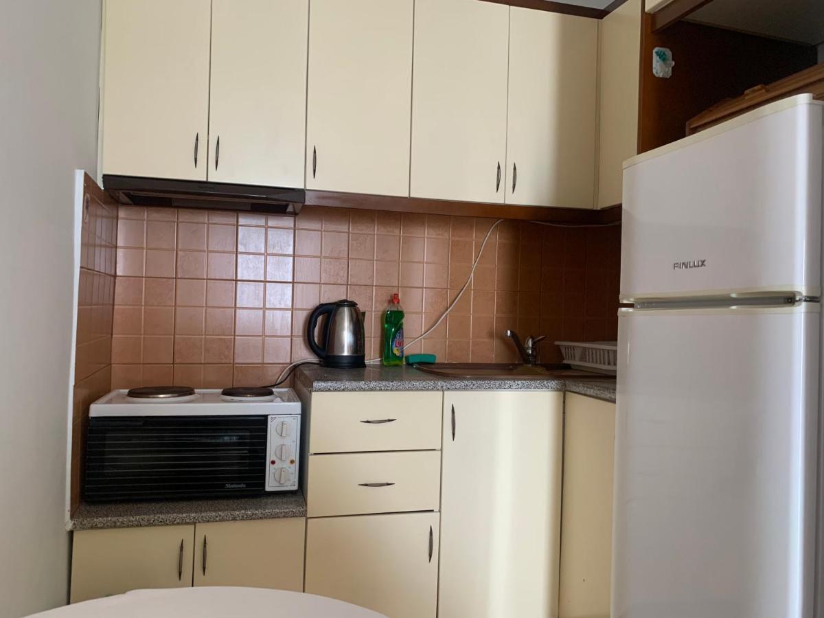 Caramel Sun Studios Apts Саранде Екстериор снимка