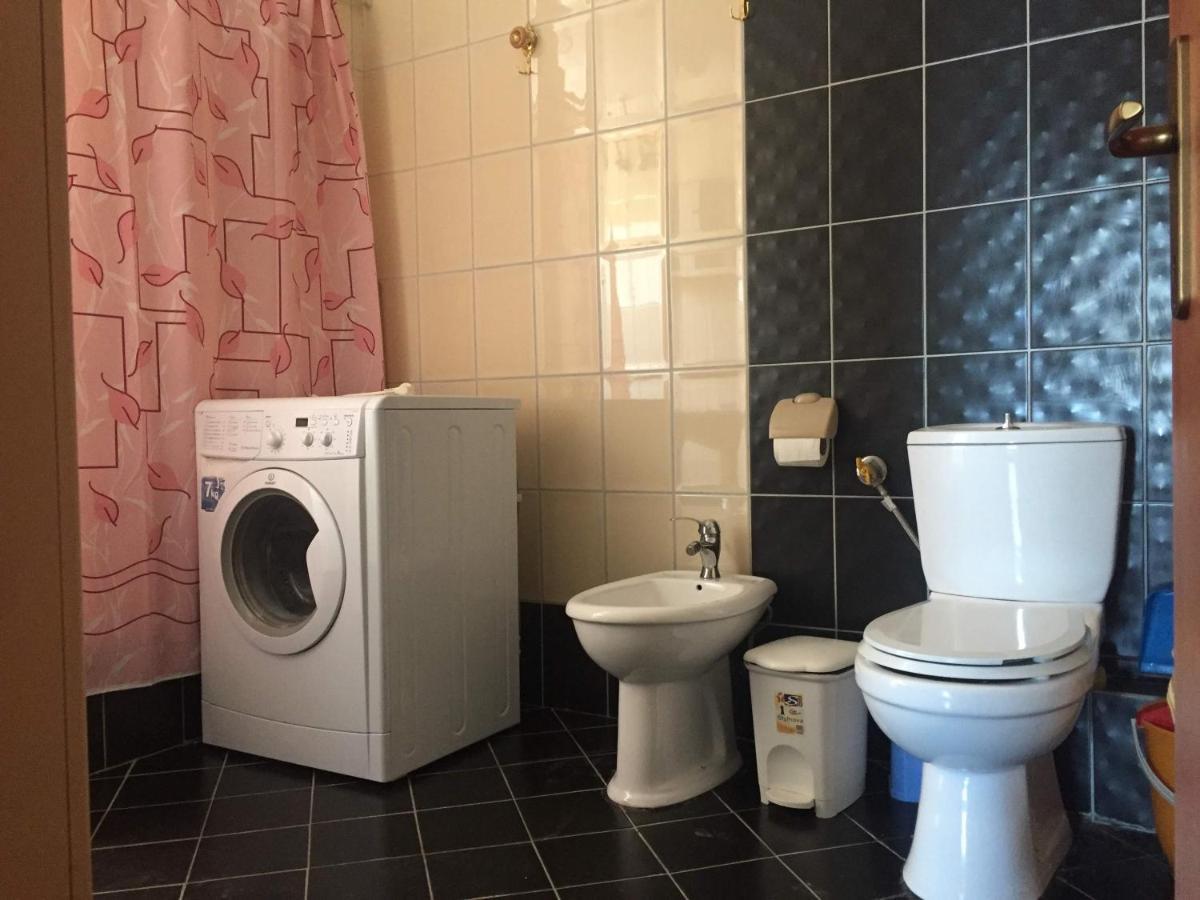 Caramel Sun Studios Apts Саранде Екстериор снимка