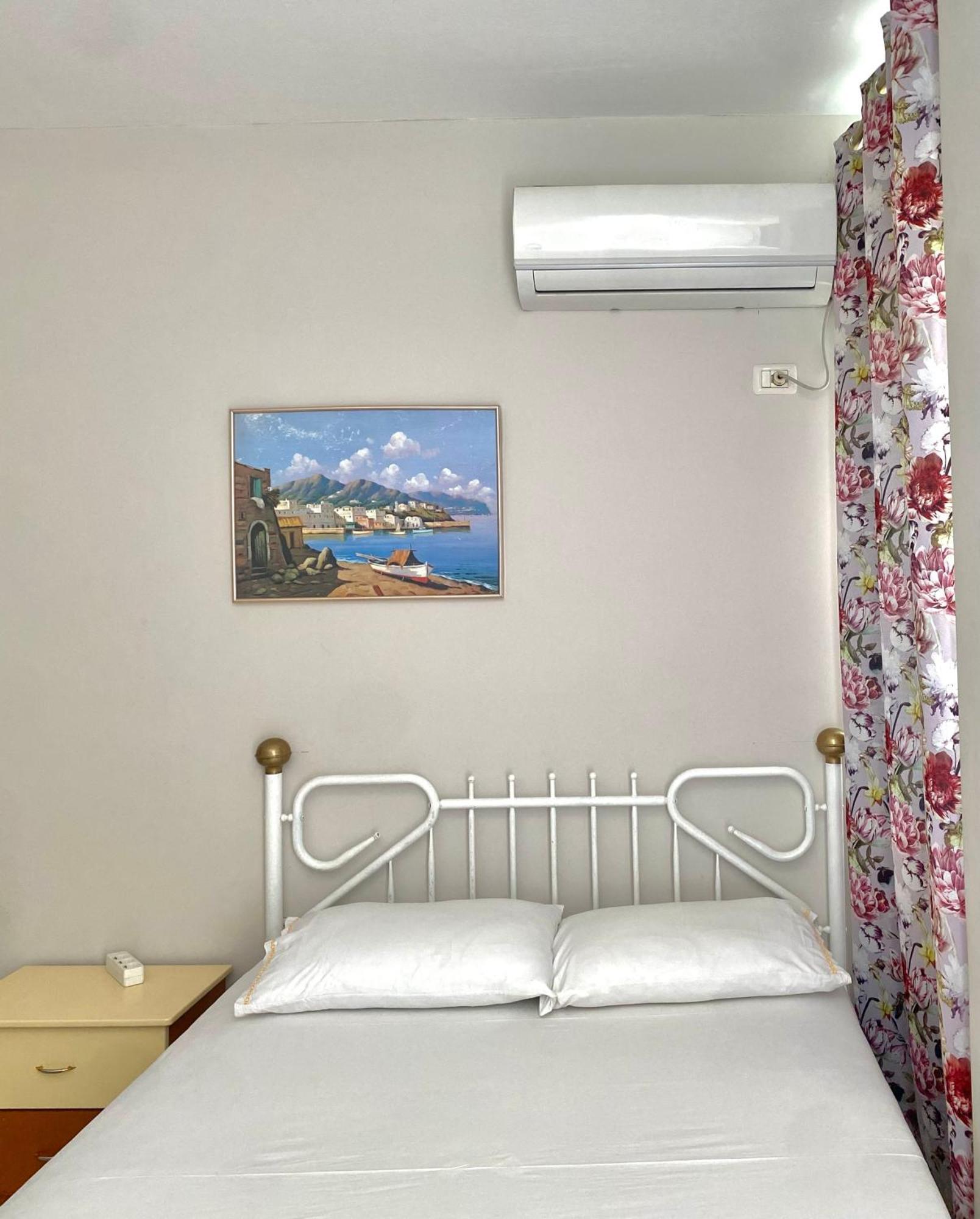 Caramel Sun Studios Apts Саранде Екстериор снимка