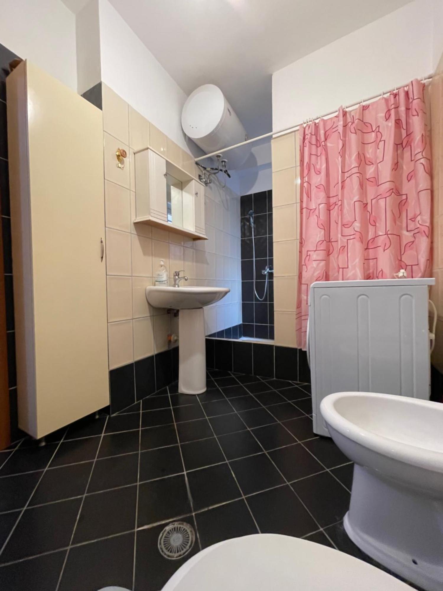 Caramel Sun Studios Apts Саранде Екстериор снимка
